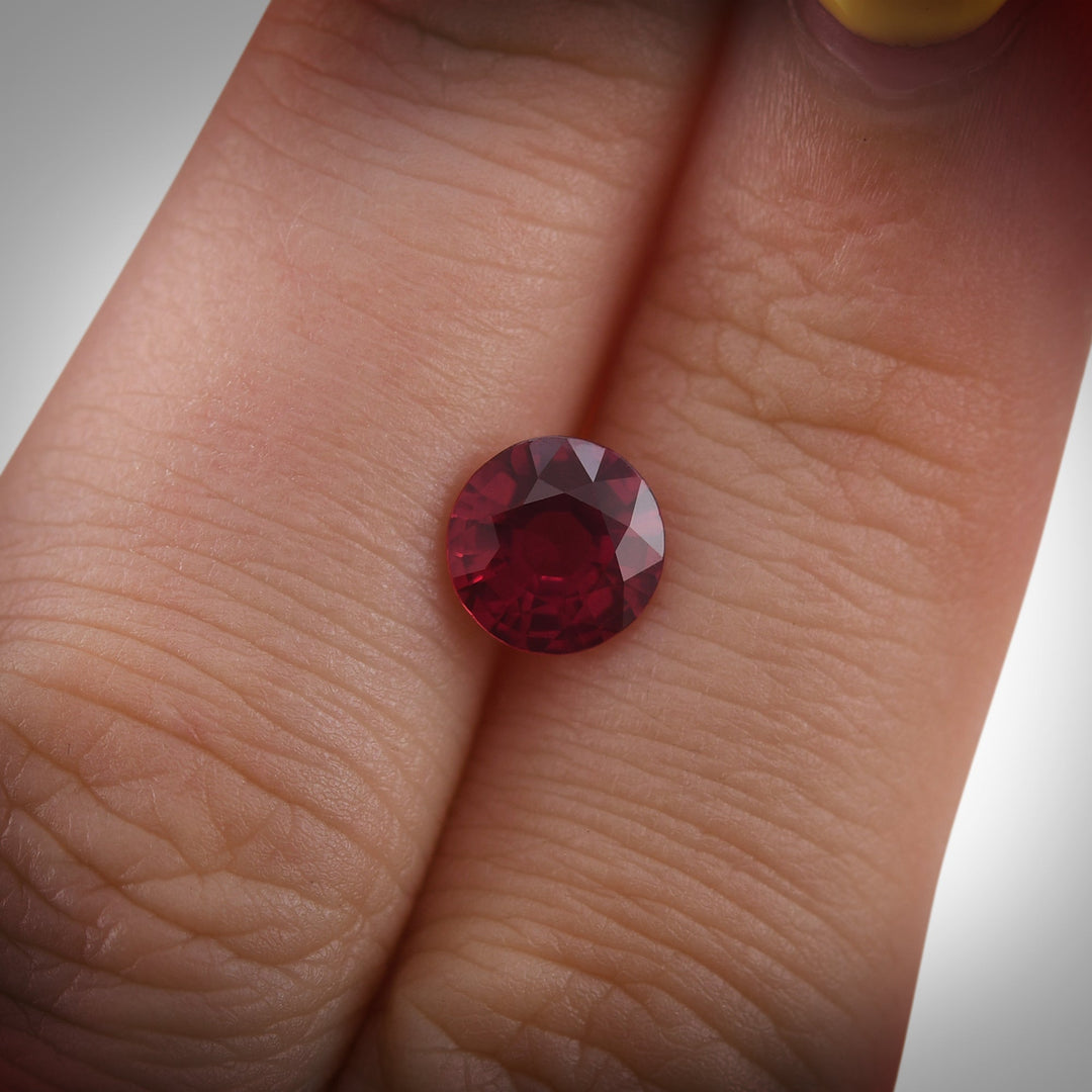 1.31 Carat Red MOZAMBIQUE Round Ruby