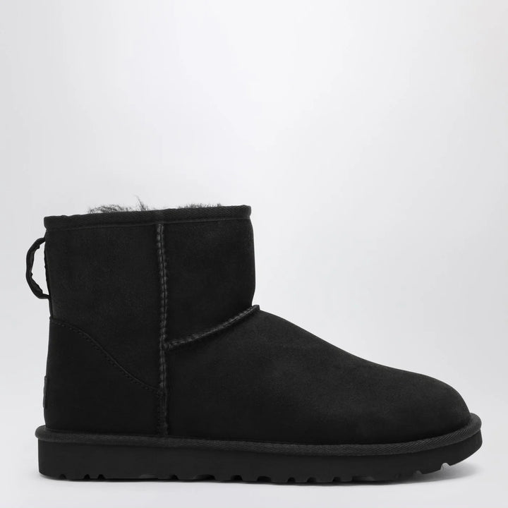 UGG - Classic Mini II boots in black