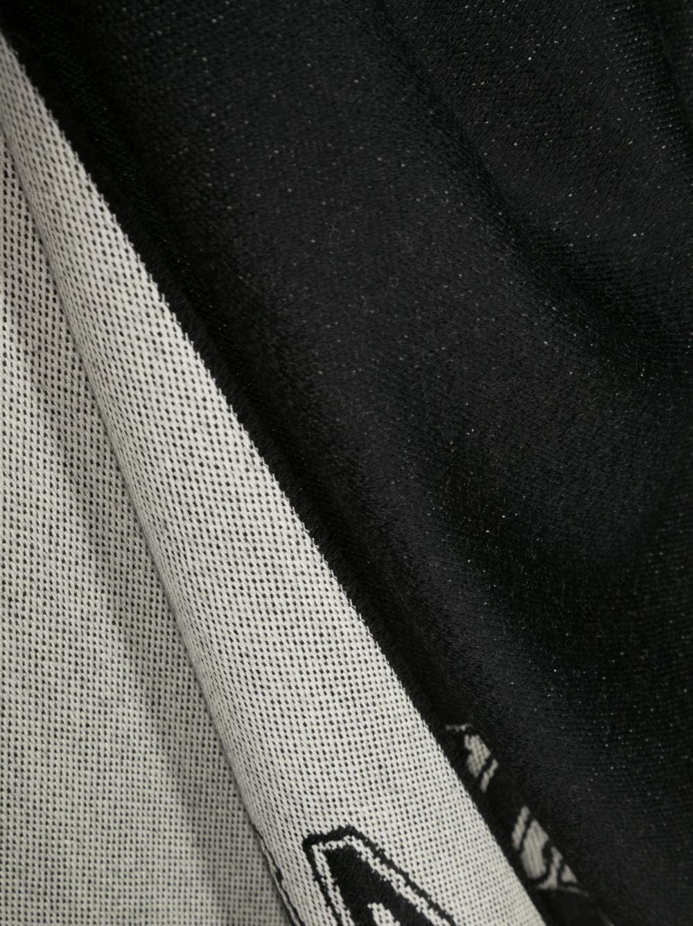 Scarves Hats & Gloves UNI Alexander McQueen Scarfs Black Brand