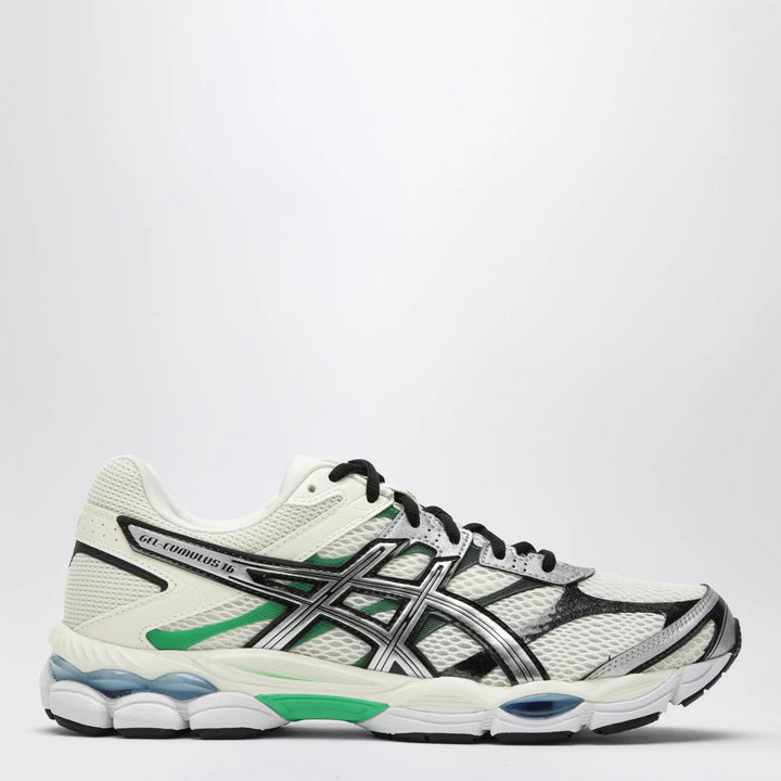 ASICS - Gel-Cumulus 16 Sneakers in Ivory/Pure Silver