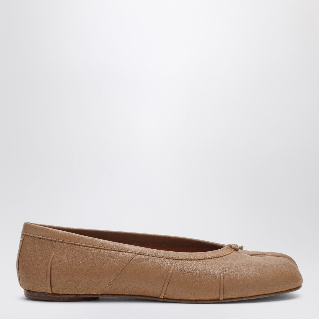 Apparel &amp; Accessories 41 IT Maison Margiela - Tabi New beige leather ballet flats Brand
